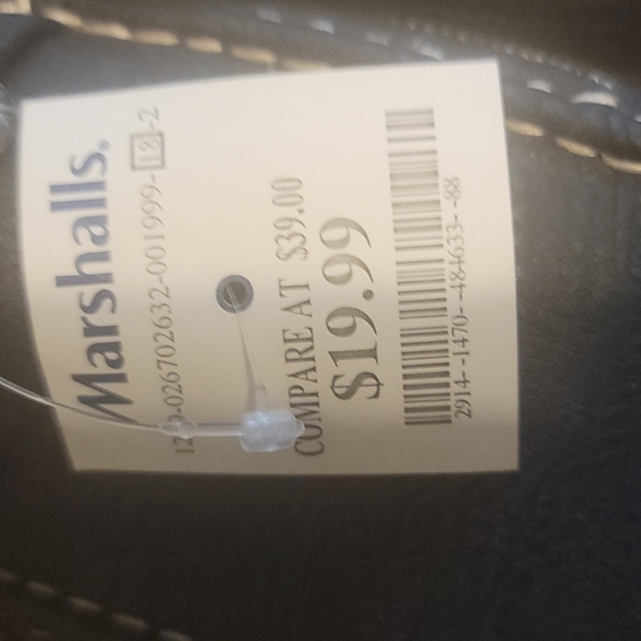 Mens shoes size 9.5 - Picture 2 of 5